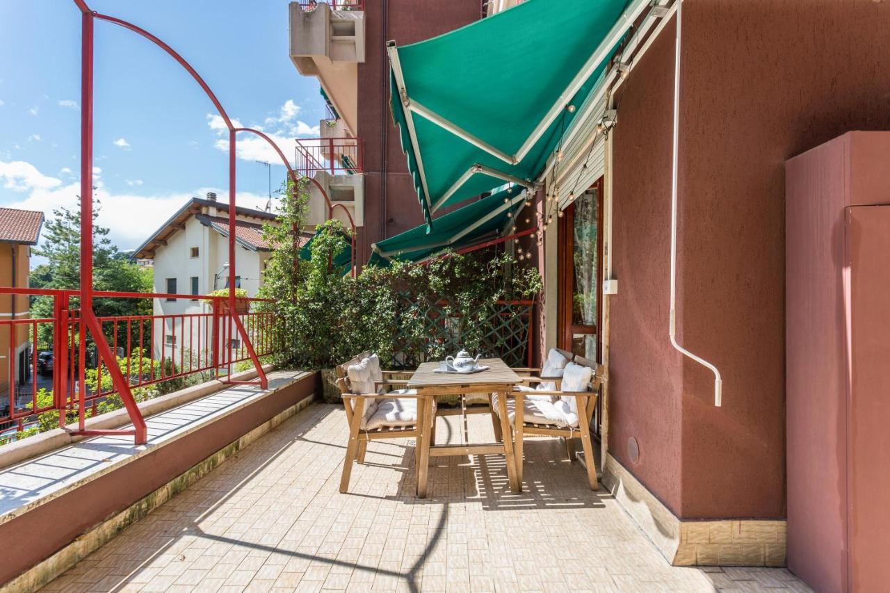 Ferienwohnung La Terrazza Brunate Exterior foto